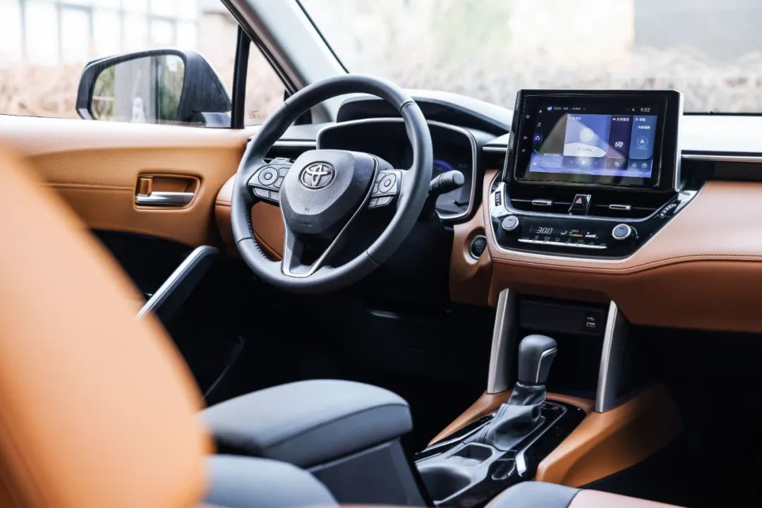 更务实的丰田锐放，能否把XR-V和逍客拉下马？