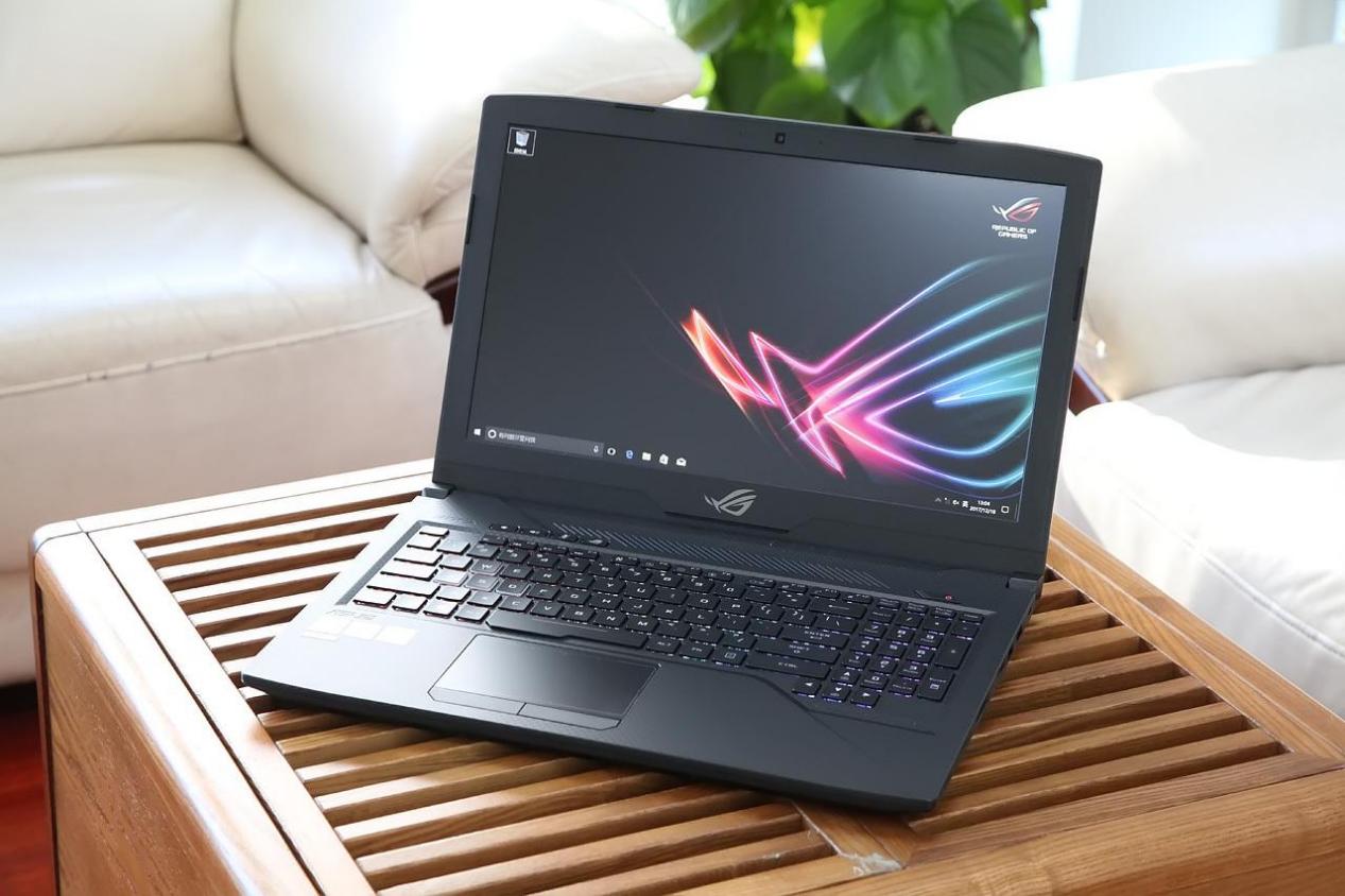 台式机还是笔记本比较好,大学生选择笔记本还是台式机