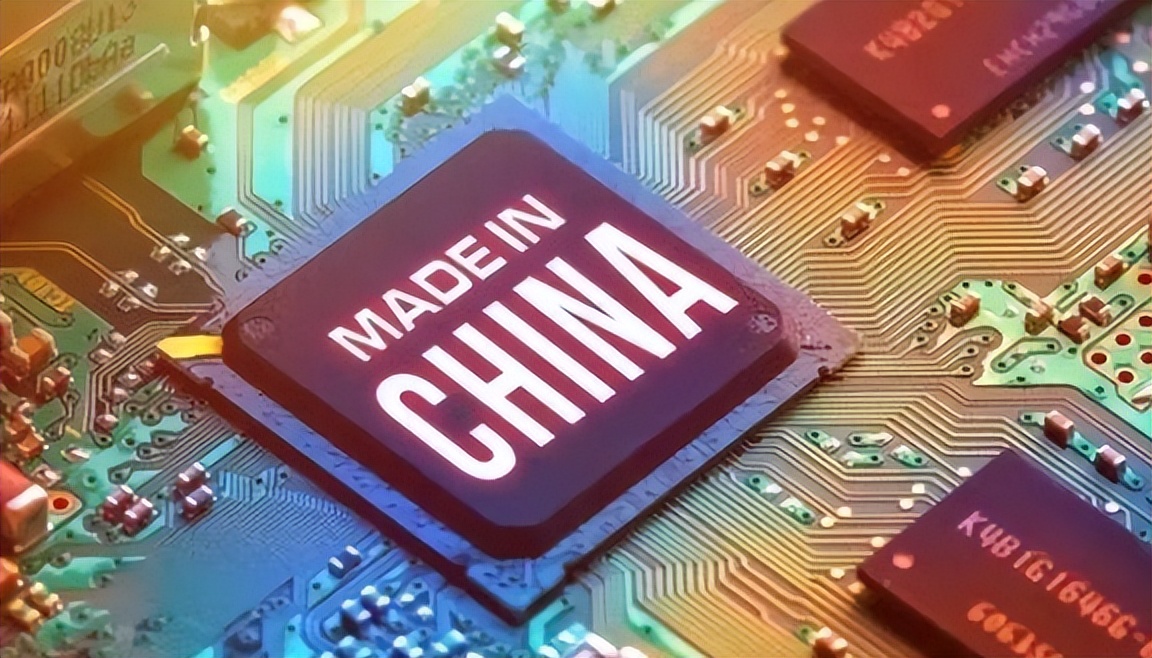 美国专家：中国不要执迷不悟，如果继续研发芯片，将遇到经济危机