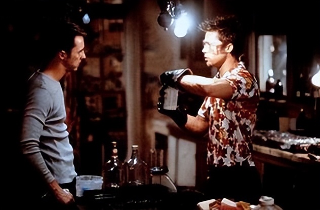 电影搏击俱乐部讲述的什么,搏击俱乐部电影经典画面