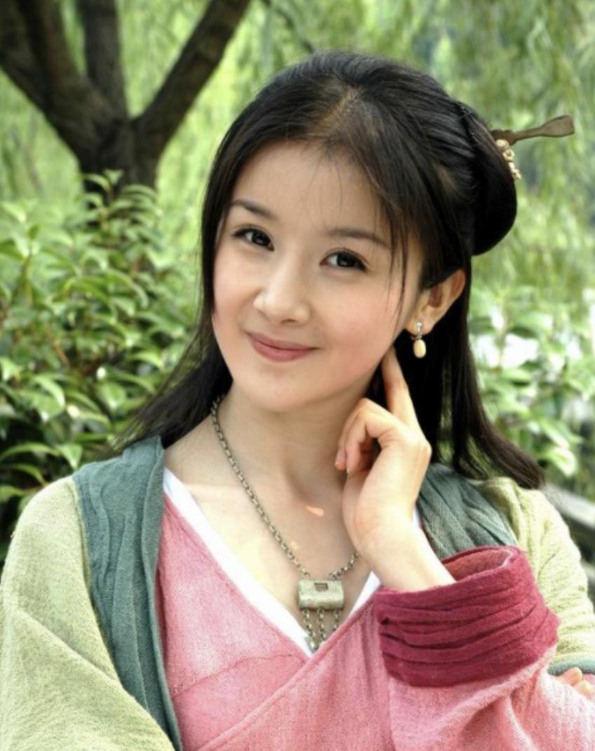 假下巴对决！谁的能戳死人，谁的下一秒就飞出去，谁的越整越残？