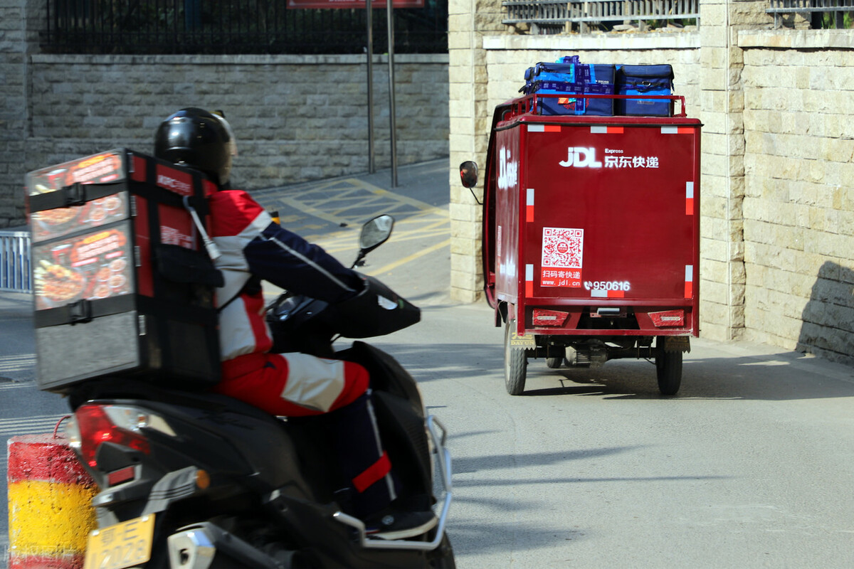 京东奶粉店怎么运营的呢,京东奶粉和实体店奶粉哪个更靠谱