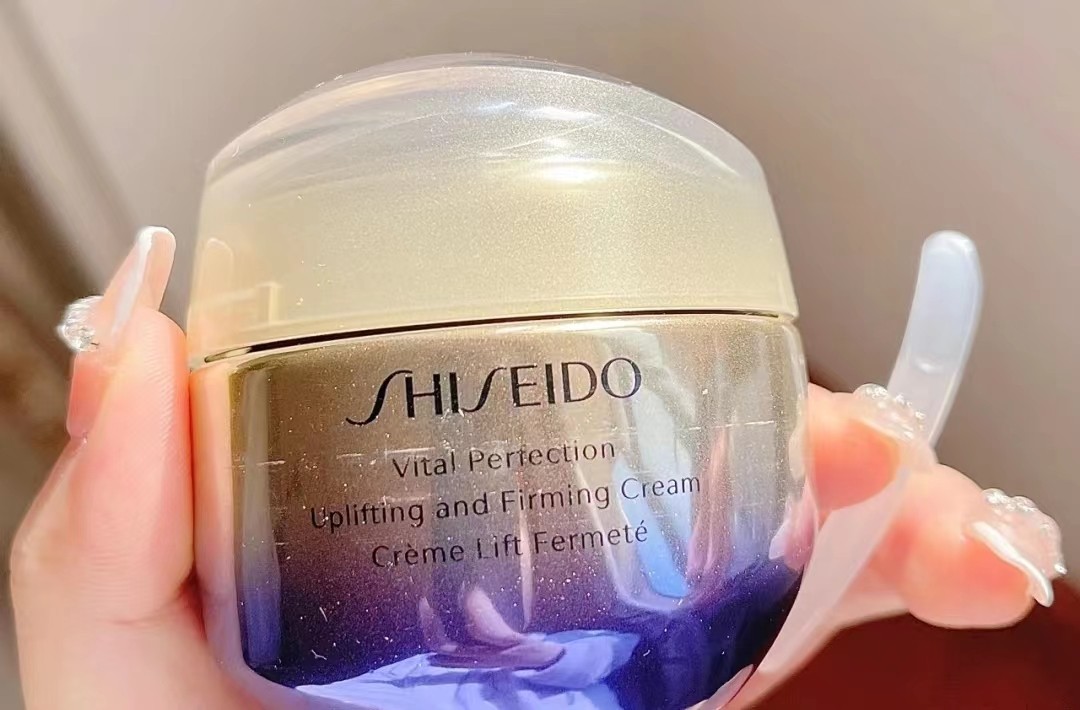 欧诗漫哪款面霜适合30岁以上用,性价比高的面霜推荐30岁干皮