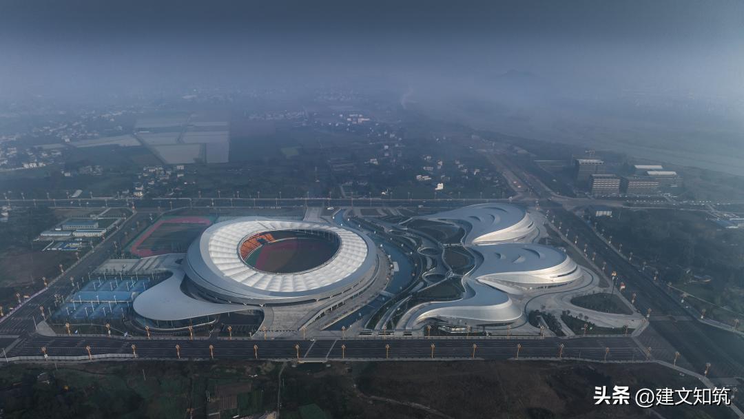 重庆龙兴足球场文旅,重庆龙兴足球场设计方