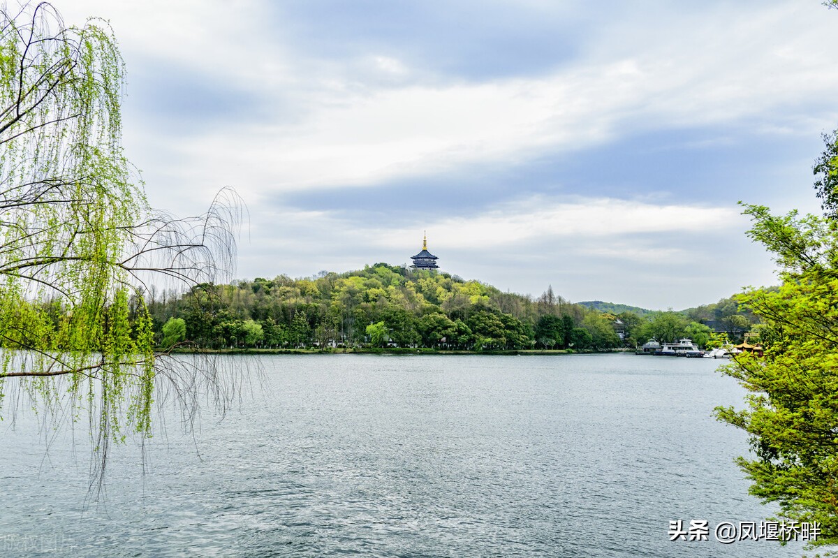 杭州的苏堤春晓西湖十景之首,西湖十景苏堤春晓曲院风荷