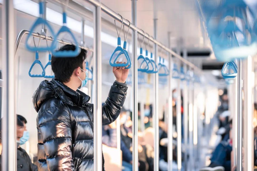 羽绒服vs东北大衣,羽绒服vs派克服