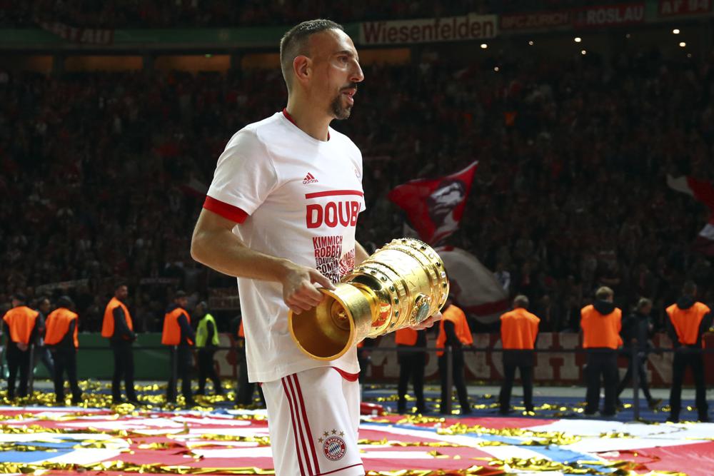 再见罗贝里拜仁告别战完整版,再见传奇鲁尼退役视频