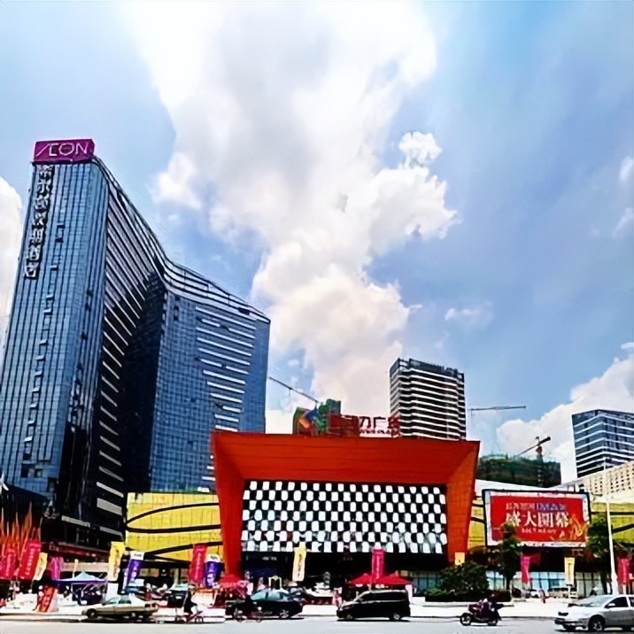 恒大销售火爆,佛山恒大郦湖城交付