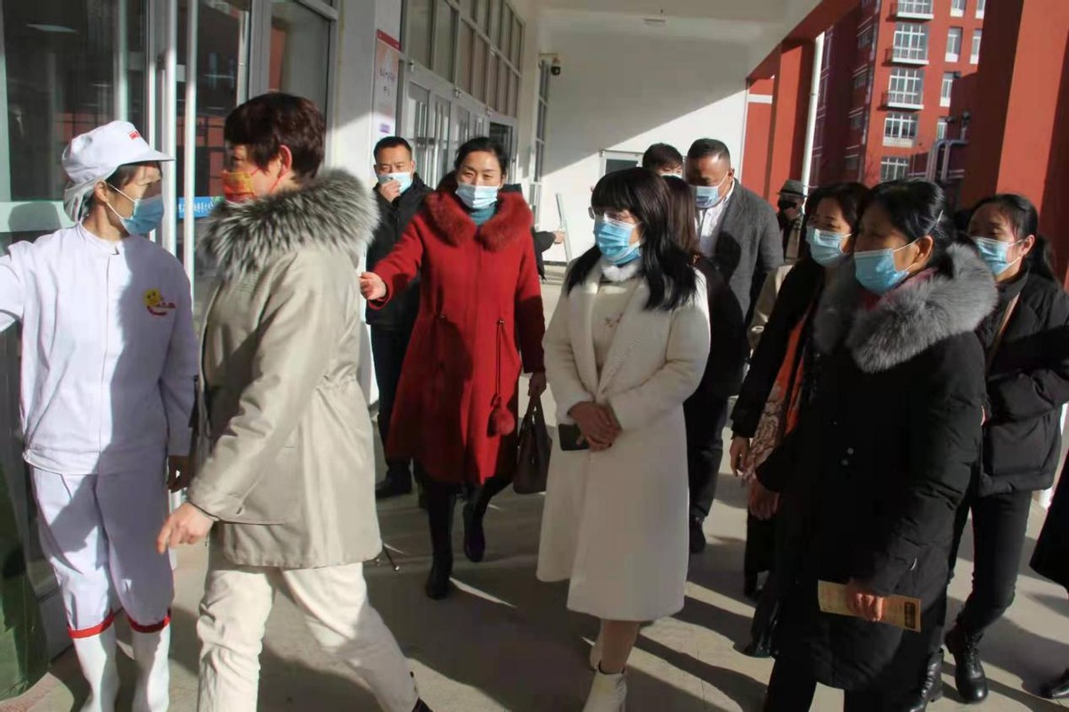 璧拌繘澶у浗鍝佺墝灏氬搧瀹呴厤,璧拌繘灏氬搧瀹呴厤