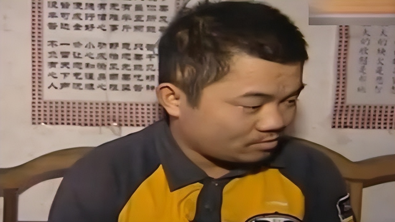 谭伟明啃老事件,谭伟明名校才子啃老