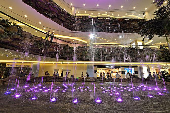 涓婃捣涓栧崥鍥煶涔愬柗娉夌,涓婃捣涓栧崥鍥腑鍥介