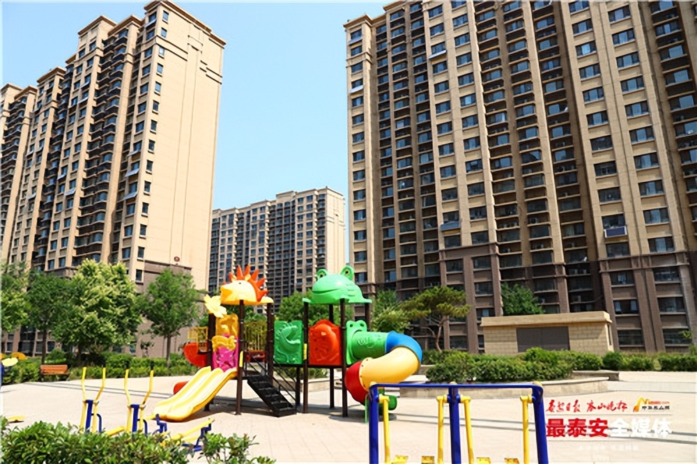 创城清理乱堆放杂物,创建文明城市私搭乱建拆除