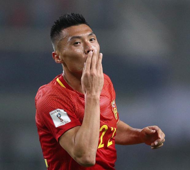 足球报谈中国足球现状,足球最新官方消息男足