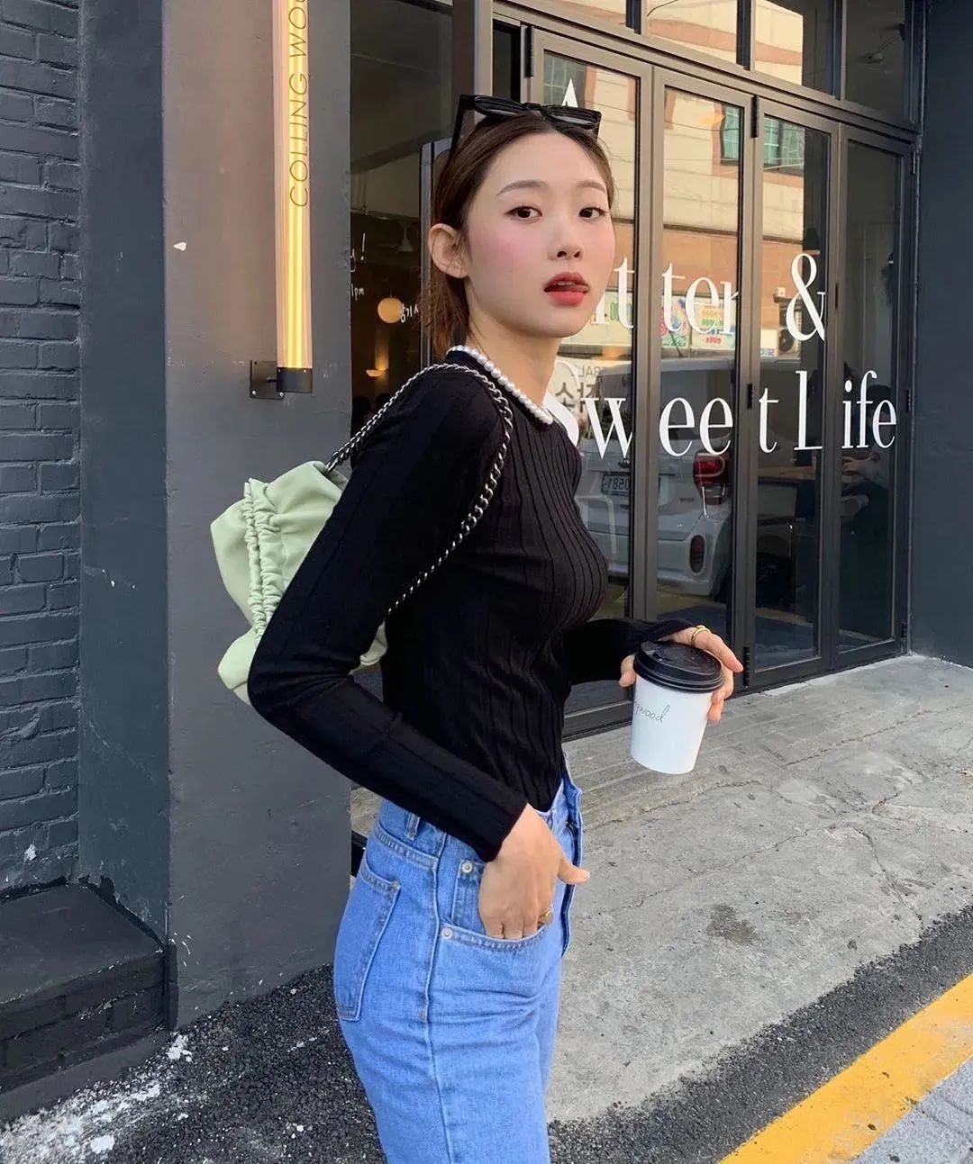 时尚博主的19件夏季日常穿搭look,这位博主的减龄穿搭值得学习