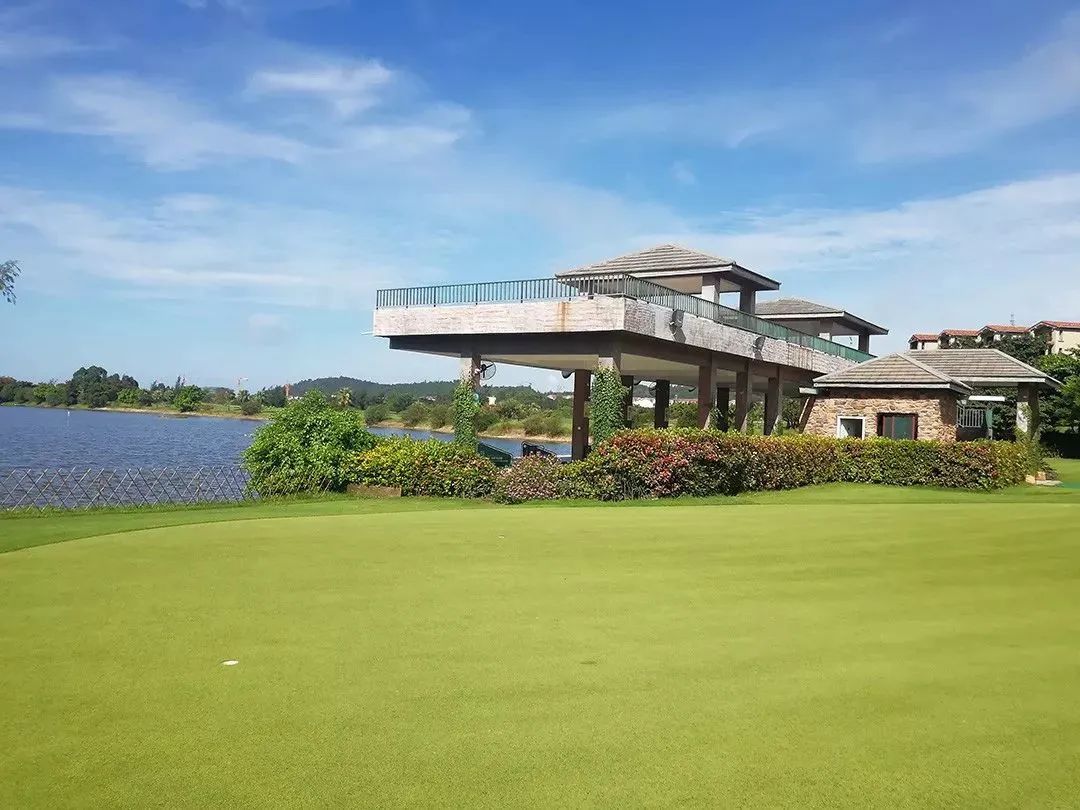 国内首创沙漠高尔夫,沙漠球场图片欣赏