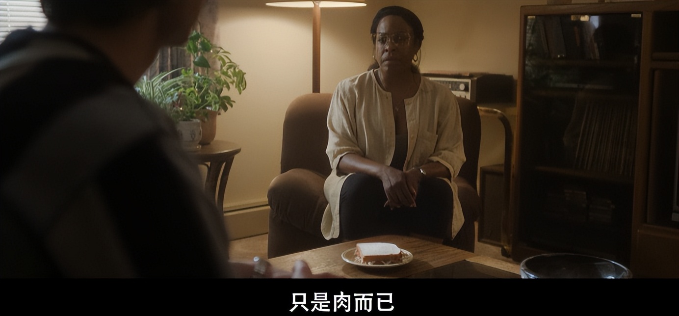 31年作品从未断过,这影史第一丑闻终于公开,满屏血色根本不敢看