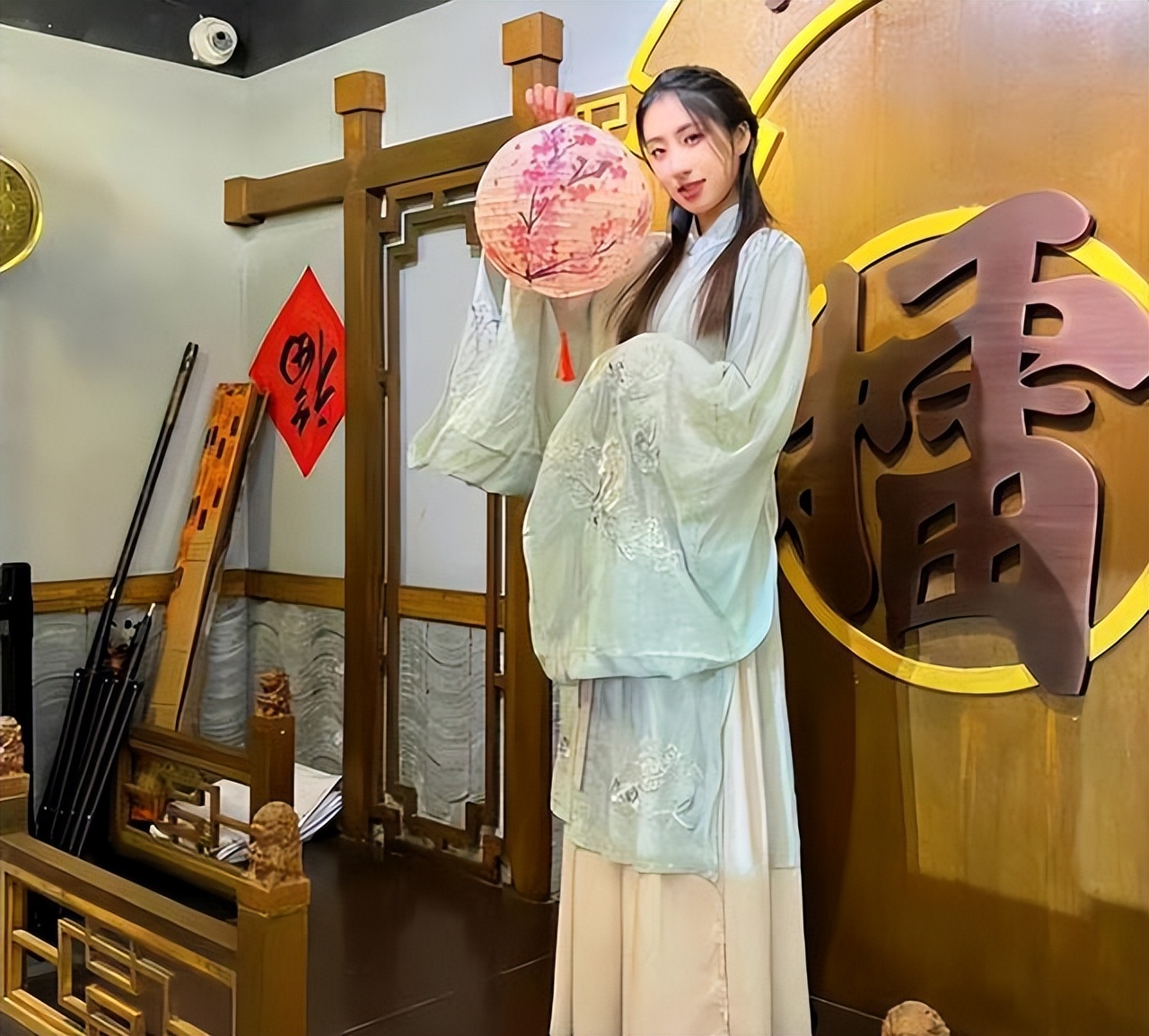 陈虹伊花滑图片,中国花滑女神陈虹伊直播