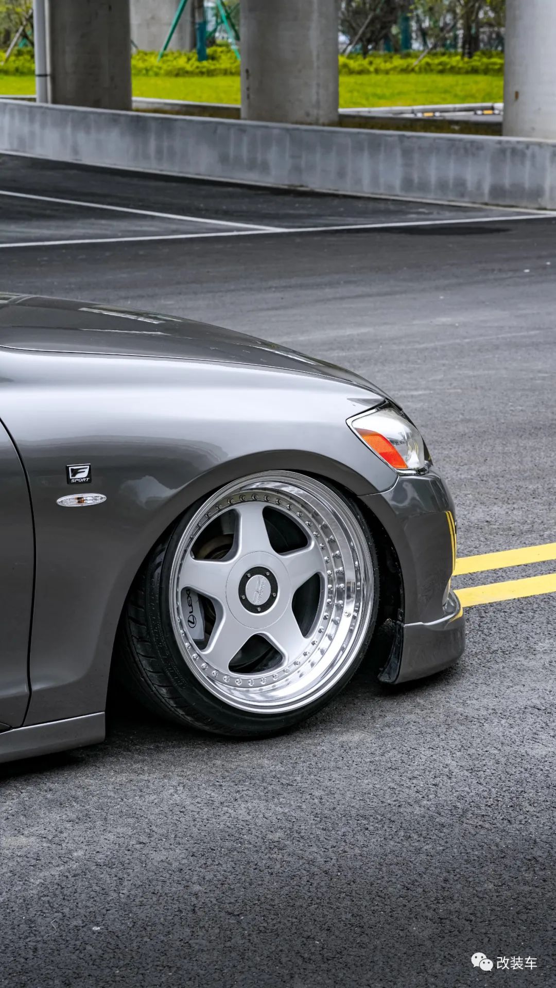 雷克萨斯gs300亮黑改装案例,本田思域适合刚毕业开吗