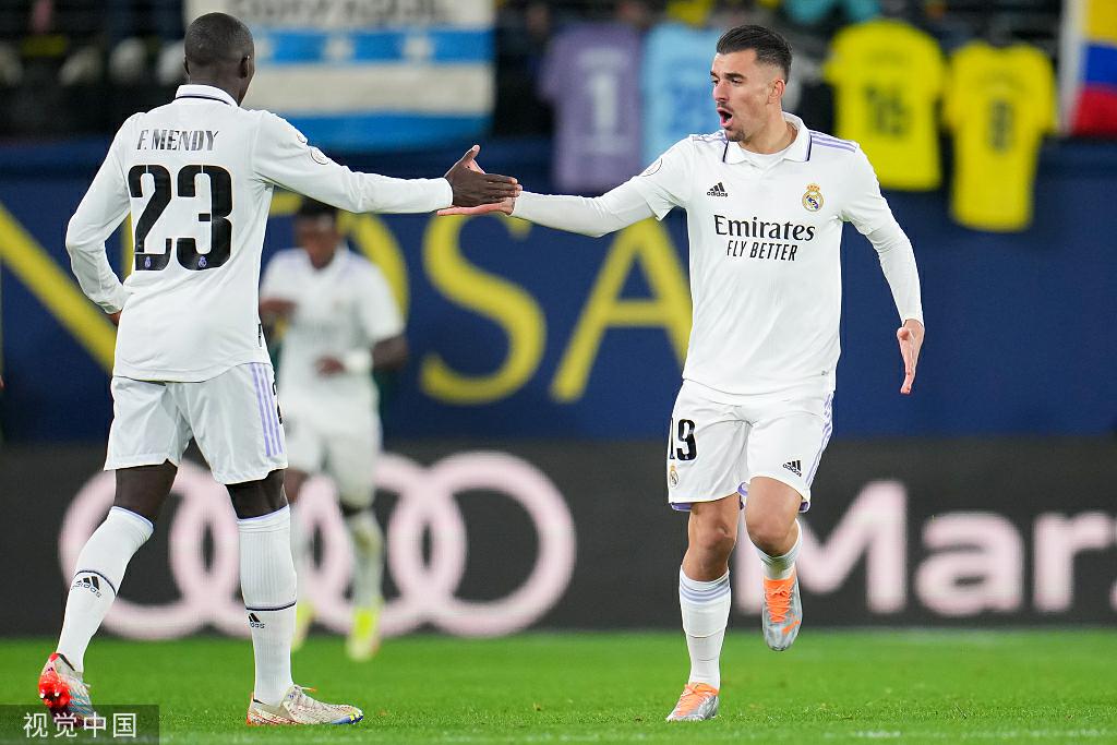 体育新闻曼城3比0埃弗顿播报,体育新闻足球欧冠联赛比分