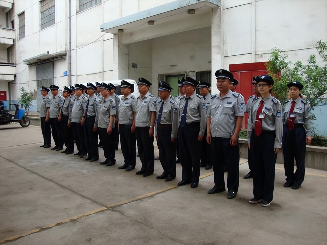 事业单位工勤岗工资到手多少,福州工勤岗基本工资4500