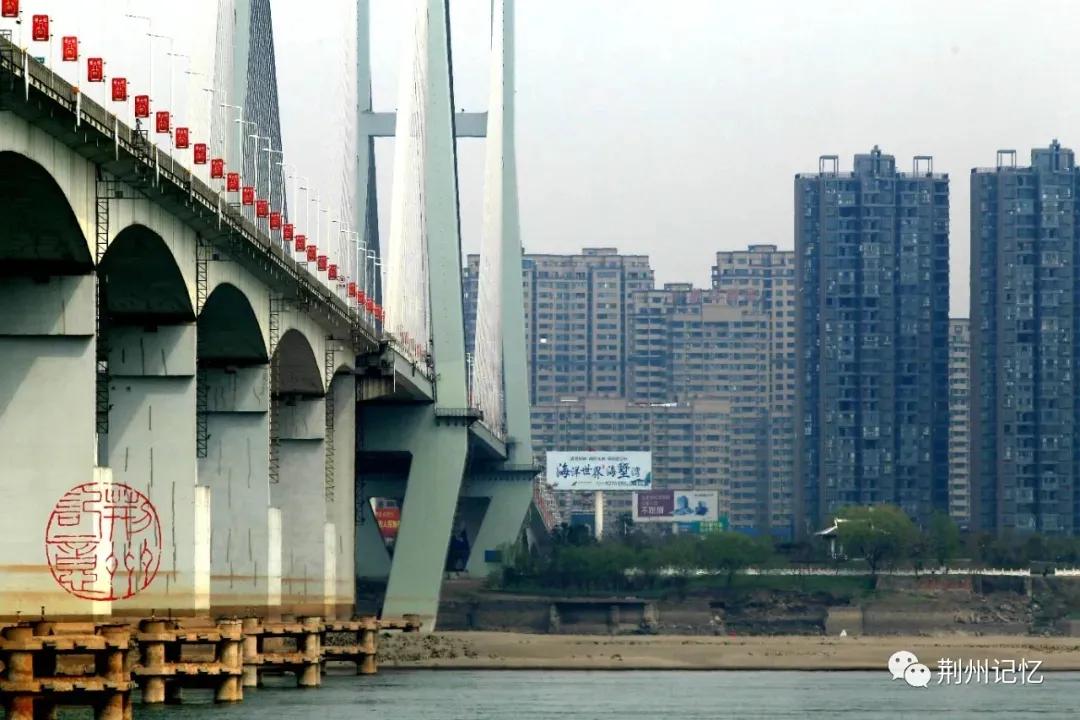 长江大桥建设故事,长江大桥故事