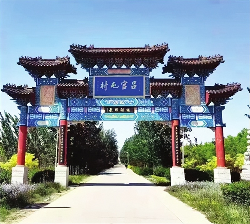 从“村养人”到“人养村”──静海区陈官屯镇吕官屯村强化*党**建引领让乡贤“软实力”成为乡村振兴“硬支撑”