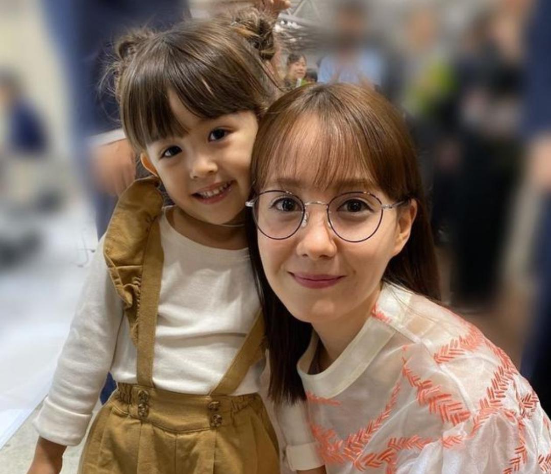 日本混血儿cos,六岁小姑娘cos花魁