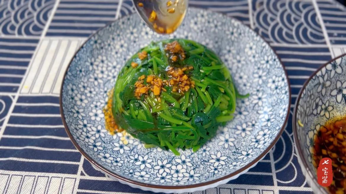 春天吃什么菜护肝明目,春天多吃这种菜清肠刮油营养