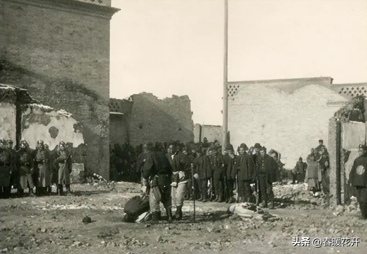 【晚清*楼青**旧影】女子丰乳肥臀，媚态撩人，风姿依旧！