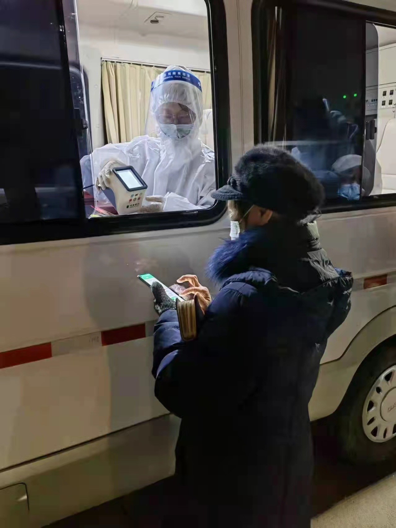 燃气24小时人工上门免费服务电话,北京燃气96777人工服务