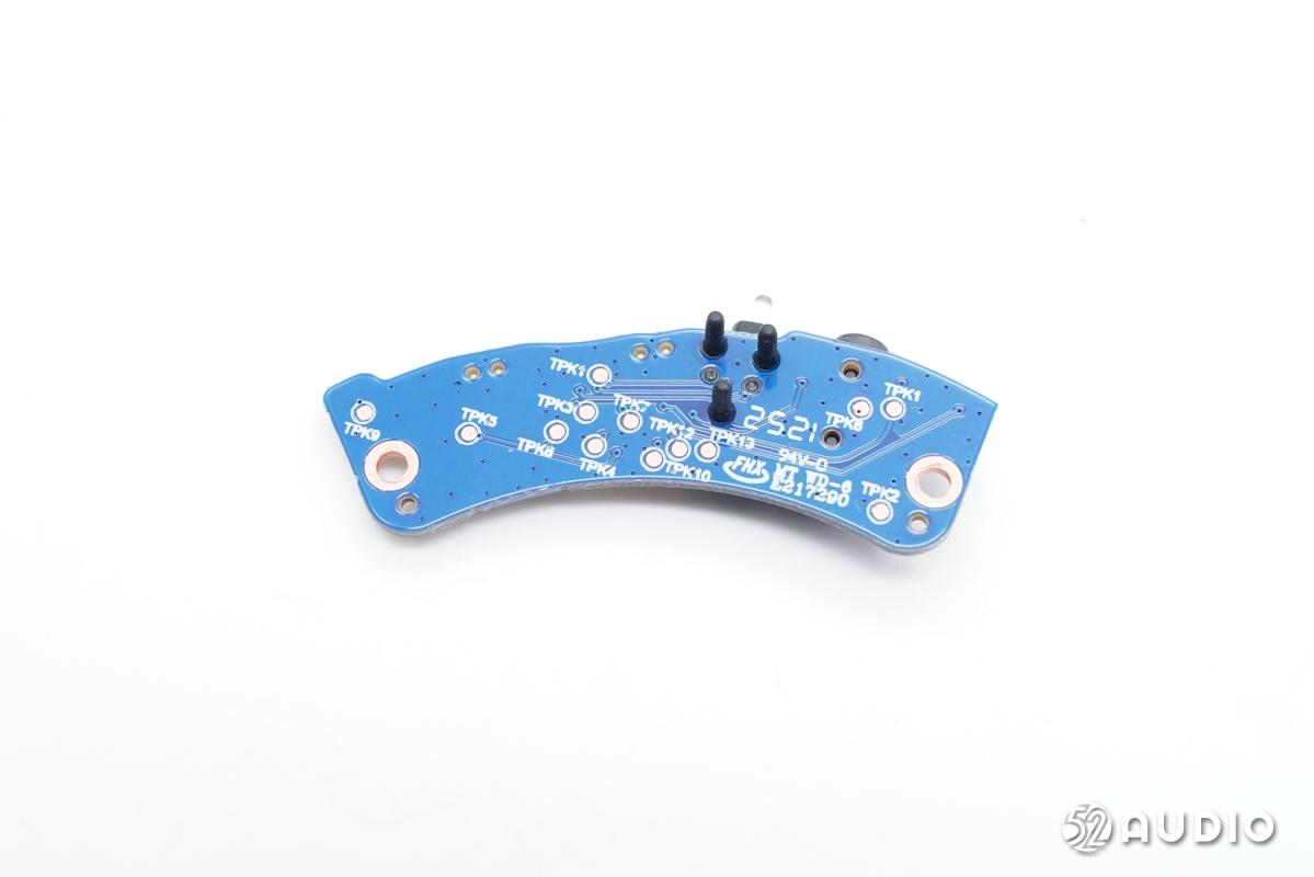 飞利浦耳机fideliol3对比索尼,飞利浦fideliot1