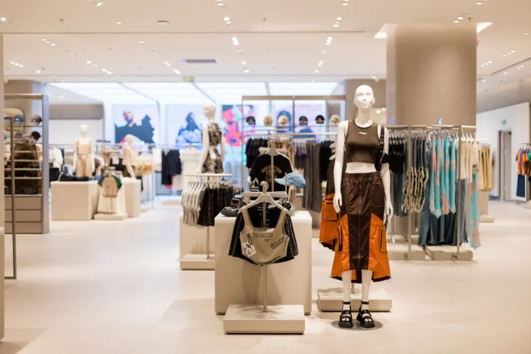 ur品牌创始人李明光,ur快时尚创始人