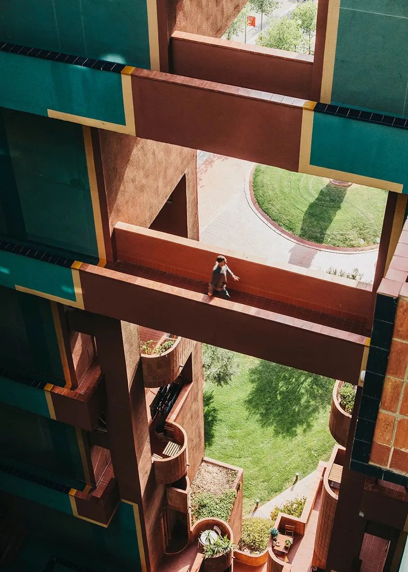 巨星陨落|西班牙著名建筑大师里卡多·波菲逝世