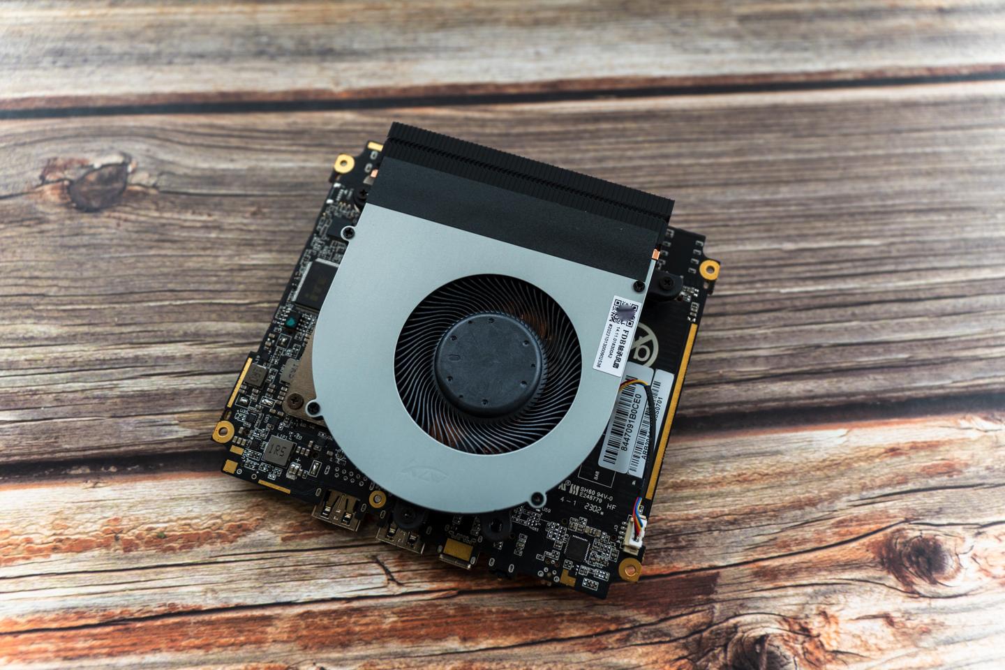 搭载R7-7735HS零刻SER6ProVEST,马甲版深度测试