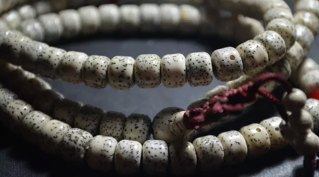 星月菩提有哪几种造型,星月菩提特殊造型