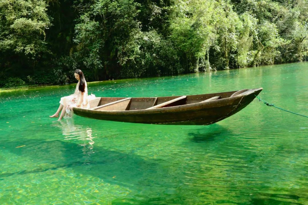 夏天凉快风景好又有水的旅游景点,夏天旅游景点哪里最好玩