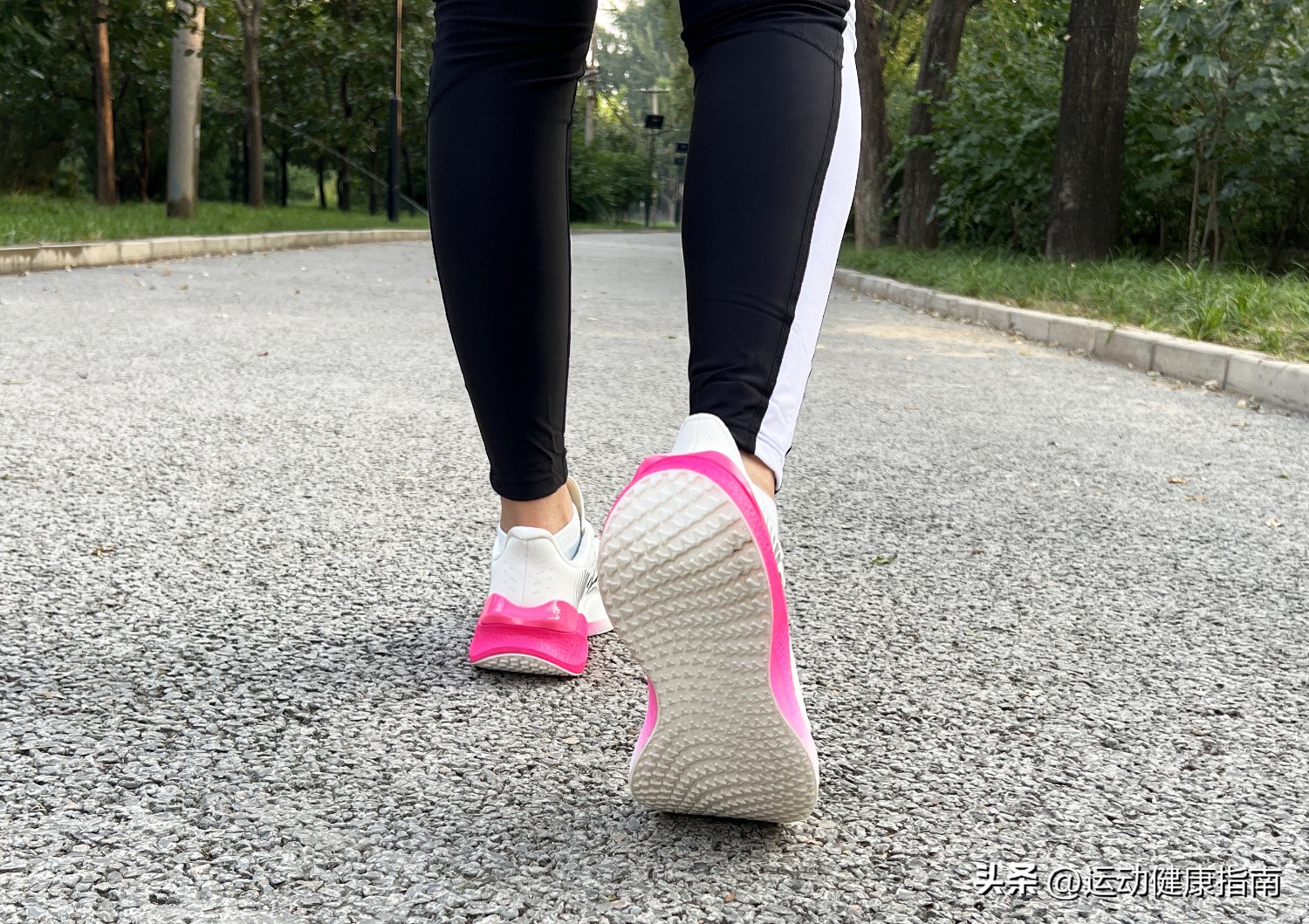 马拉松爱好者爱穿的跑鞋,必迈最强碳板跑鞋