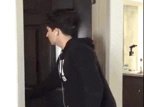 突然冒出一片气泡,突然冒了小小的水泡泡