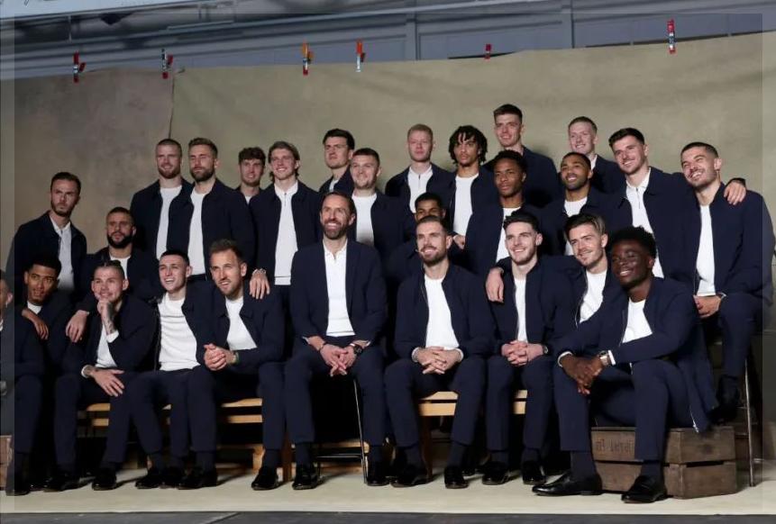 运动服男国家队,世界杯男模队队服