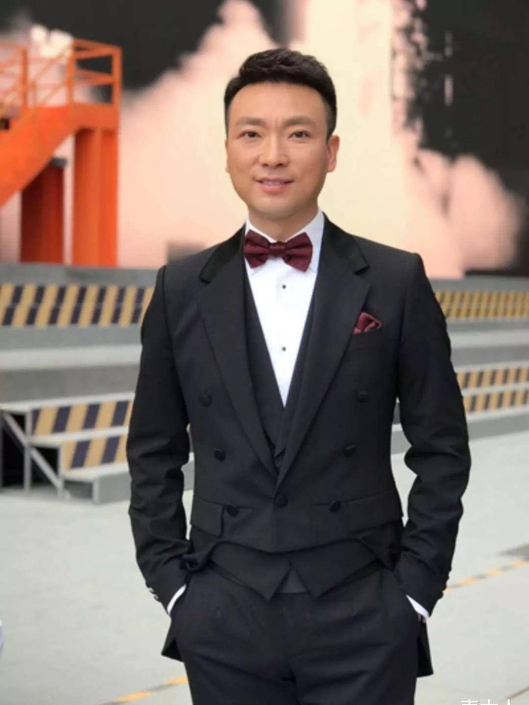 河北新闻联播主持人,河北新闻联播主持人傅敏