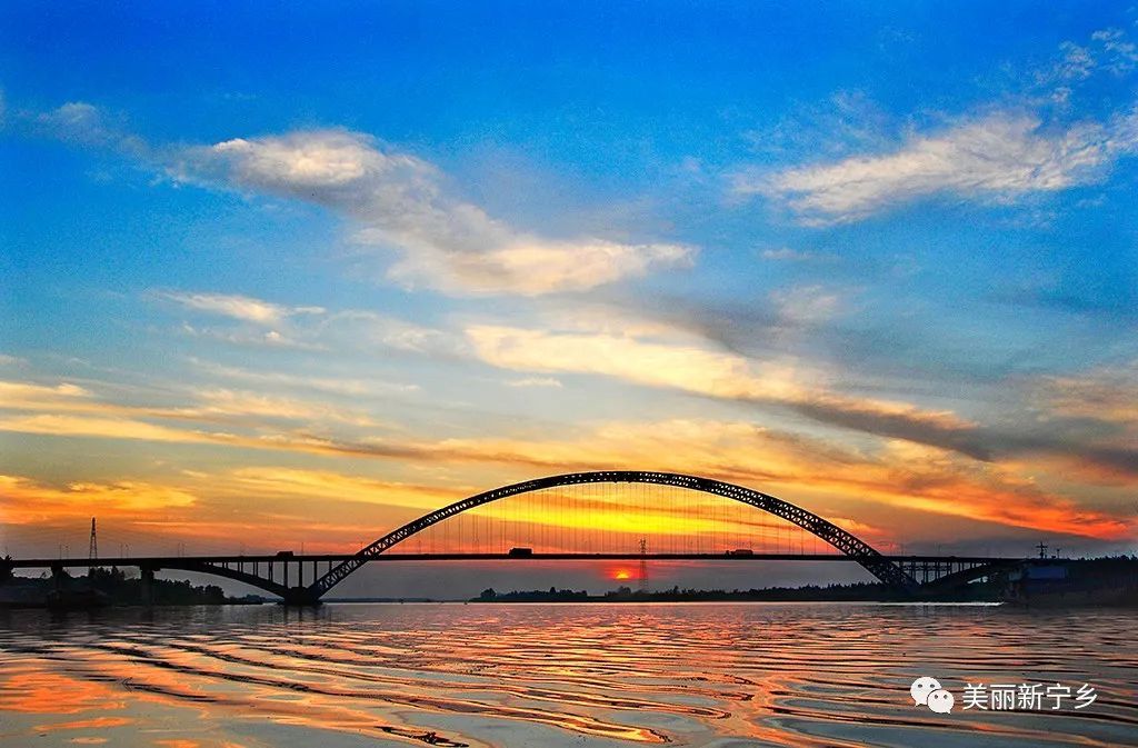 南县洞庭之心广场,南县洞庭之心夜市