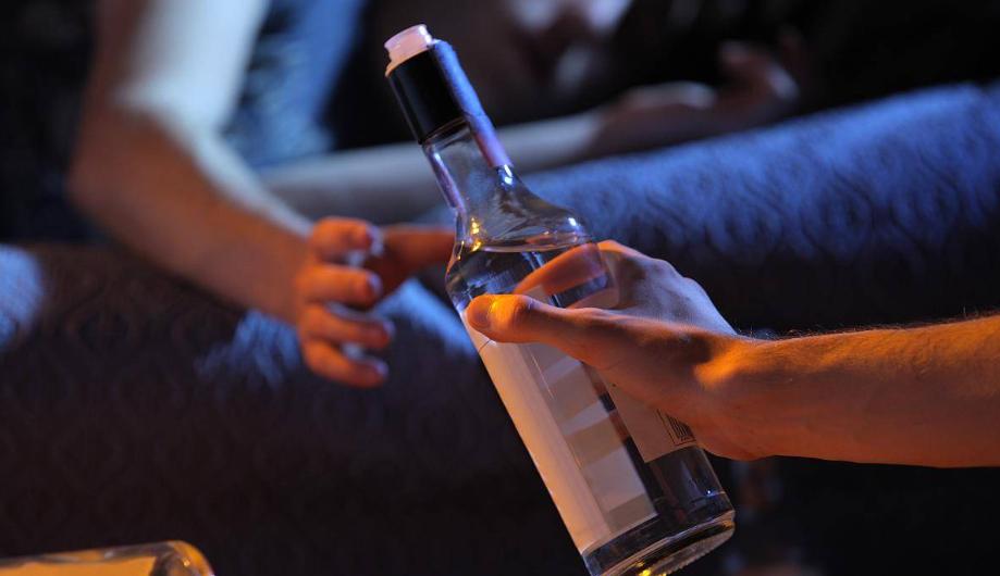 长期饮酒会导致哪些疾病怎么调理,长期喝酒5大征兆