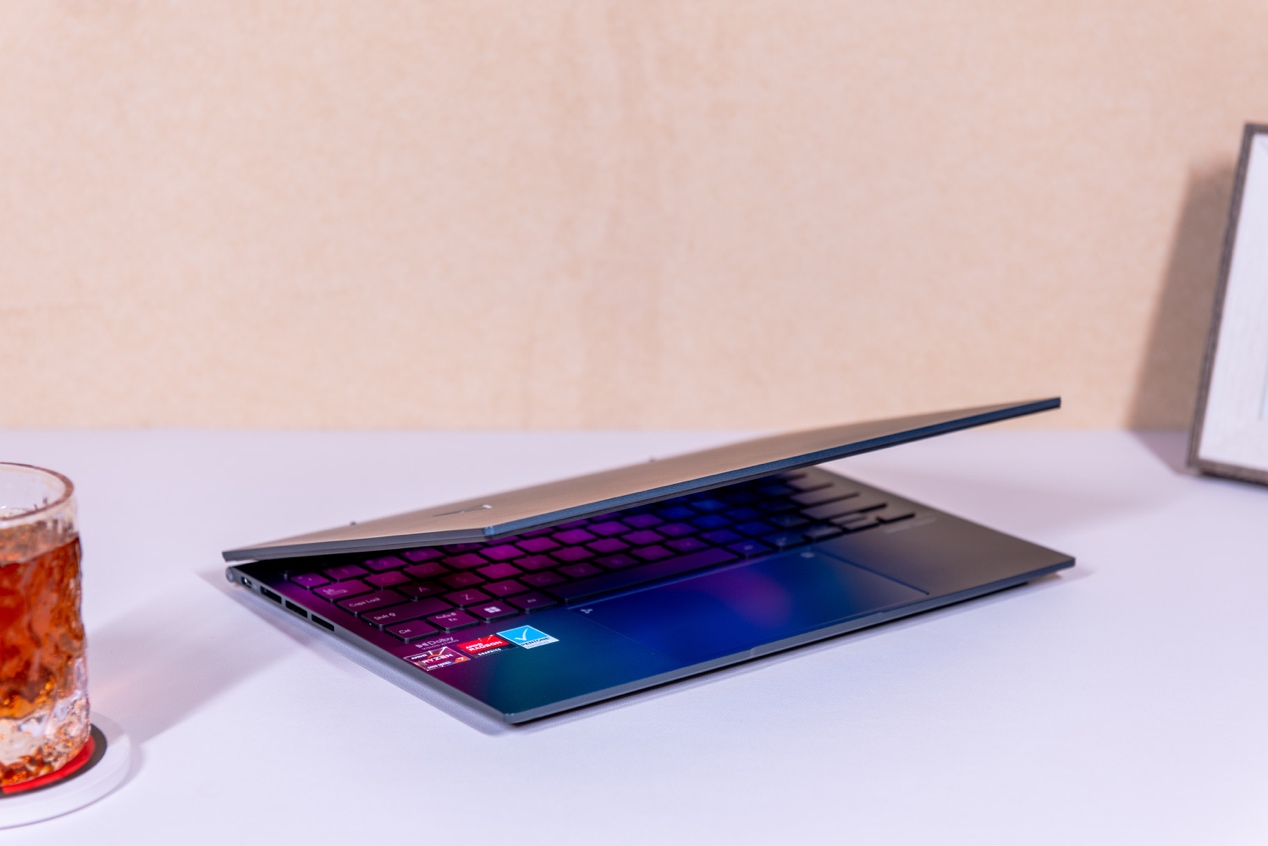 a4纸大小的笔记本尺寸,华硕灵耀x13轻薄本怎样