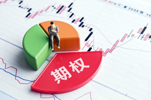 足球球员转会规则介绍和金钱交易,足球转会有哪几个条款