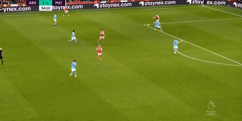 瓜迪奥拉输给穆里尼奥之后,曼城师徒对决