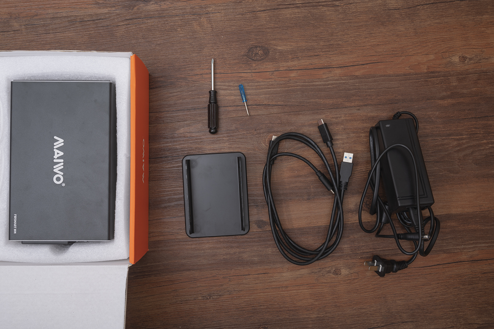 常用数据备份方式磁盘阵列,raid磁盘阵列到底哪个安全