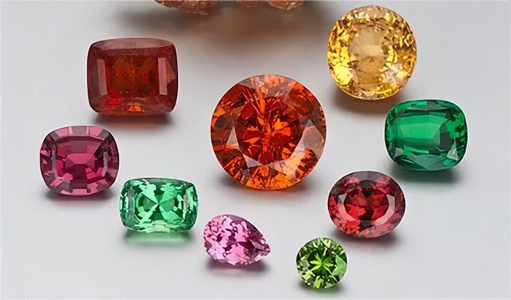 石榴石的大家族,石榴石中哪个品种最好