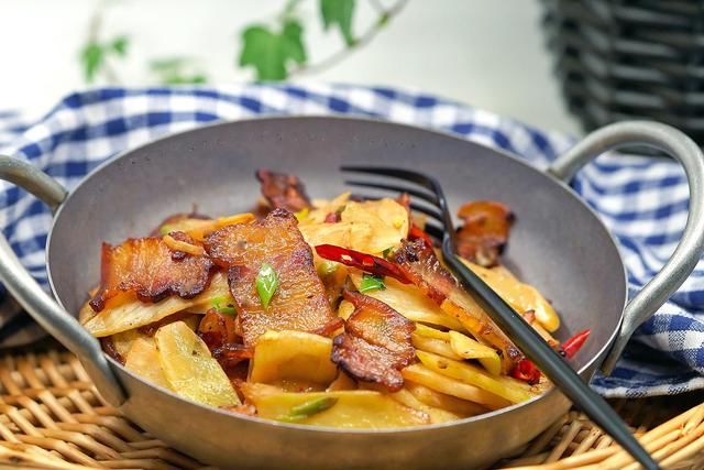 抗疫家庭备用药指南,家中抗疫囤货清单