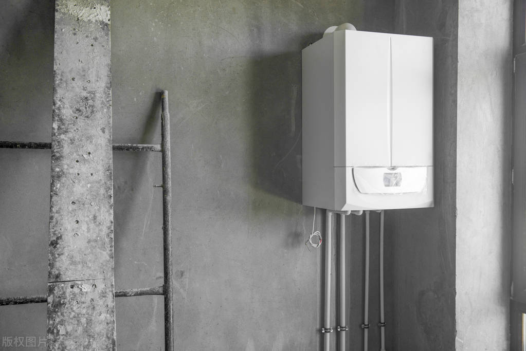 电热水器泄压阀漏水是什么原因,电热水器漏水原因及解决方法