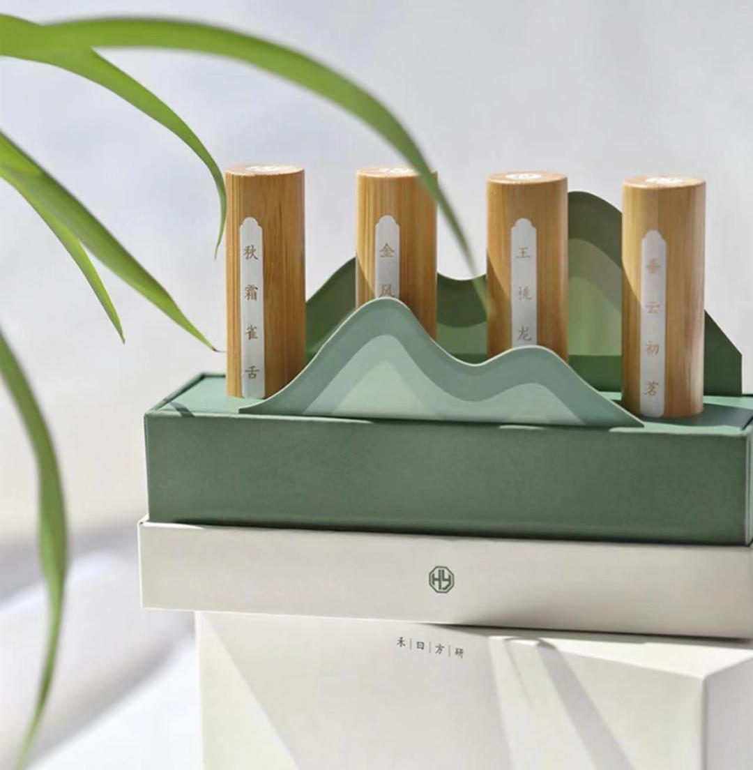 适合秋冬平价香水持久留香中性,七夕礼物香水简约好闻